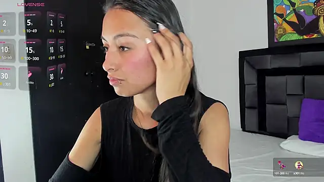 tatiana valencia online show from February 13, 6:27 pm