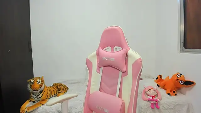 saori 9b online show from February 7, 4:14 pm