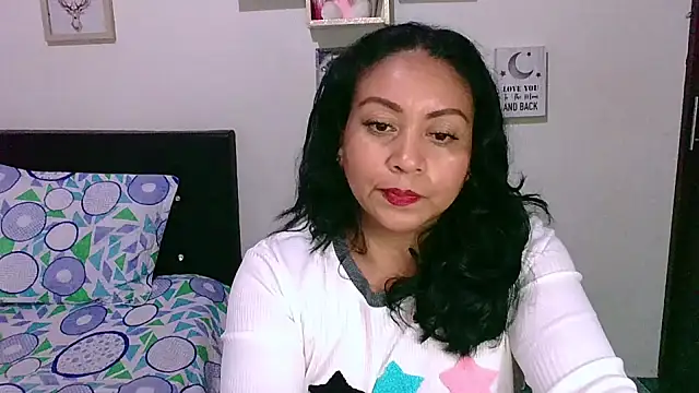 zaray bella online show from December 1, 10:37 pm