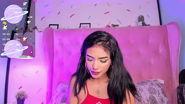 Snapshot of Giovanna_oliveira chatting on December 4, 11:52 am Giovanna oliveira online show from December 4, 11:52 am