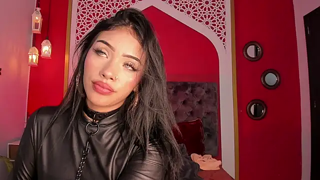 Snapshot of Giovanna_oliveira chatting on December 31, 8:48 am Giovanna oliveira online show from December 31, 8:48 am