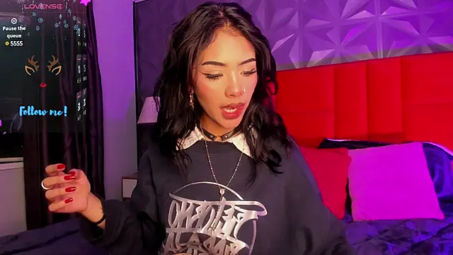 Snapshot of Giovanna_oliveira chatting on January 4, 9:32 am Giovanna oliveira online show from January 4, 9:32 am