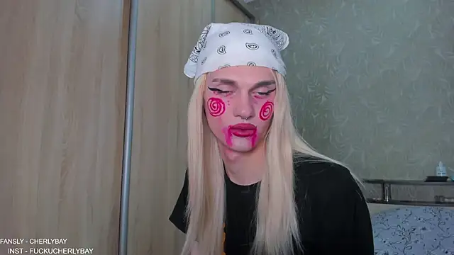 CHERLYBAY online show from October 31, 8:10 pm