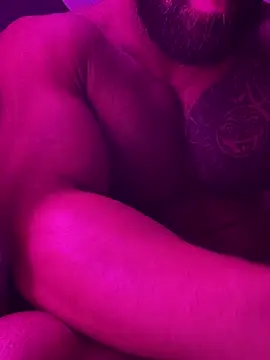 Snapshot of moody1996- chatting on December 13, 5:00 pm moody1996- online show from December 13, 5:00 pm