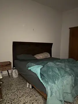 Snapshot of moody1996- chatting on March 19, 2:16 am moody1996- online show from March 19, 2:16 am