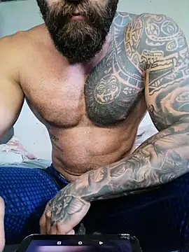 moody1996- online show from February 12, 12:11 pm