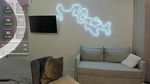  cometoseeme  online show from March 21, 5:02 pm