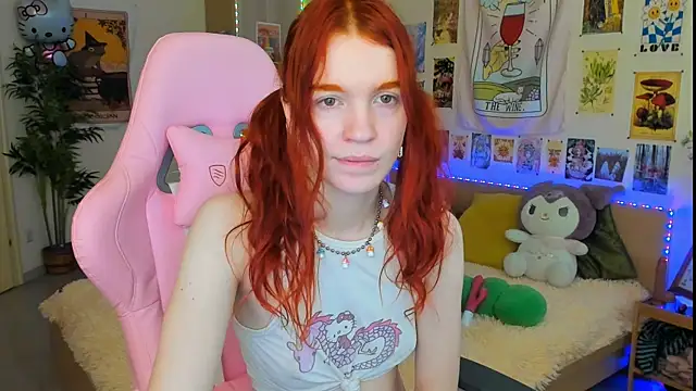 Sunny Elly online show from February 4, 10:10 am