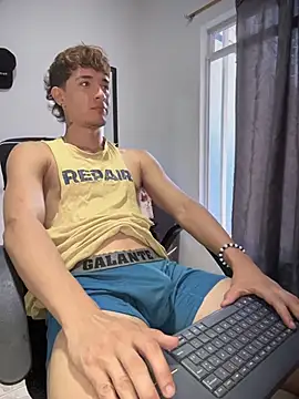 cristofer 988 online show from March 26, 8:58 pm