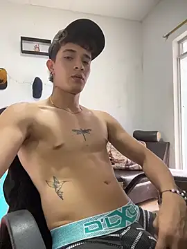 cristofer 988 online show from April 22, 8:21 pm