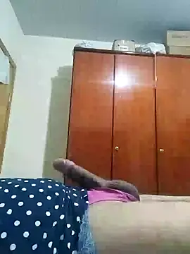 Snapshot of roladuraPr chatting on December 21, 11:55 am roladuraPr online show from December 21, 11:55 am