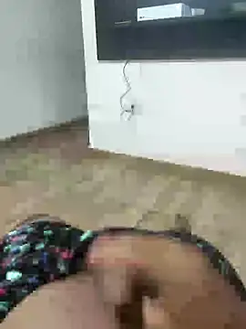 Snapshot of roladuraPr chatting on January 8, 3:19 am roladuraPr online show from January 8, 3:19 am