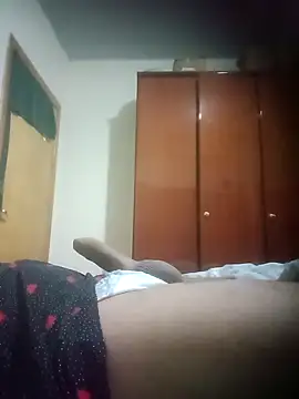 Snapshot of roladuraPr chatting on March 3, 10:49 am roladuraPr online show from March 3, 10:49 am