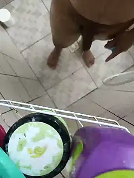 Snapshot of roladuraPr chatting on September 8, 10:20 pm roladuraPr online show from September 8, 10:20 pm