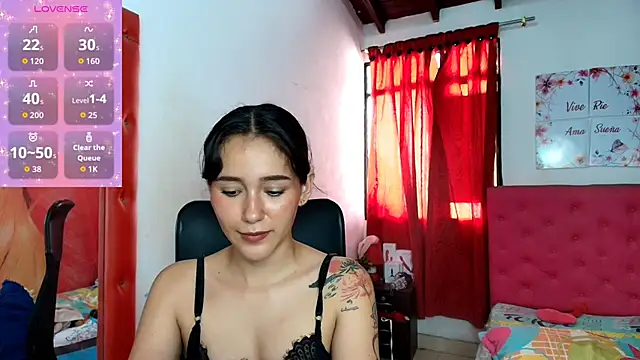 miley blue  online show from October 30, 7:36 pm