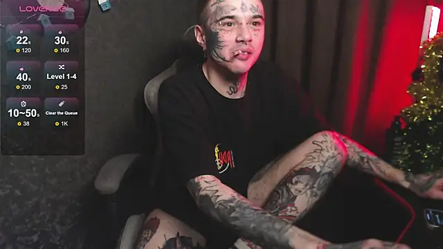 Snapshot of lonelycrystal chatting on December 25, 4:54 pm lonelycrystal online show from December 25, 4:54 pm