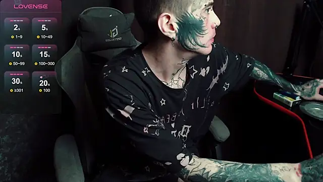 Snapshot of lonelycrystal chatting on November 3, 12:28 pm lonelycrystal online show from November 3, 12:28 pm