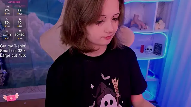 Mary uw online show from November 2, 1:30 am