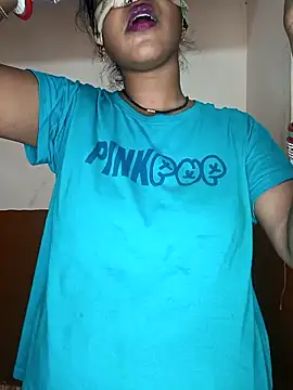 juhi06 online show from April 22, 2:40 pm