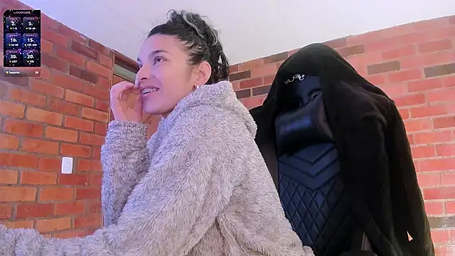 Snapshot of paulinabarnett- chatting on January 7, 1:59 am paulinabarnett- online show from January 7, 1:59 am