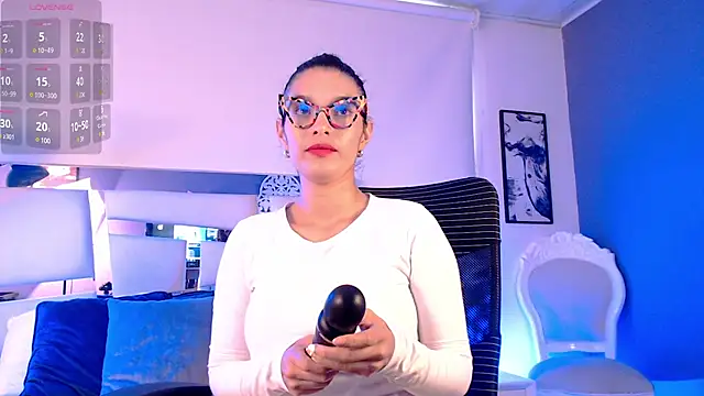 Snapshot of paulinabarnett- chatting on March 3, 12:05 pm paulinabarnett- online show from March 3, 12:05 pm