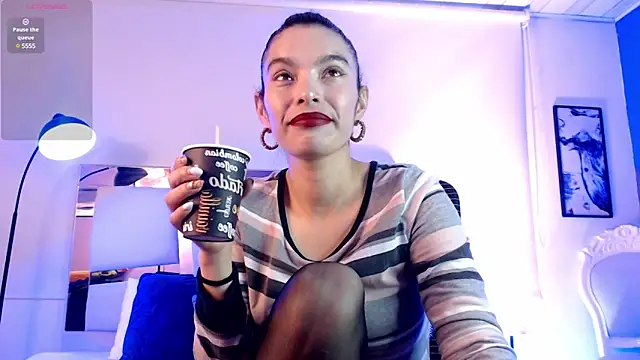 Snapshot of paulinabarnett- chatting on March 4, 12:12 pm paulinabarnett- online show from March 4, 12:12 pm