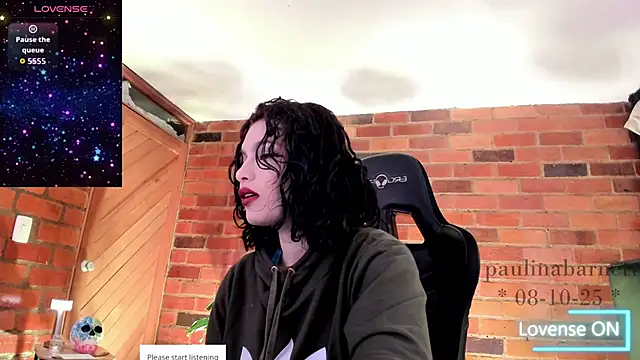 Snapshot of paulinabarnett- chatting on October 8, 9:51 am paulinabarnett- online show from October 8, 9:51 am