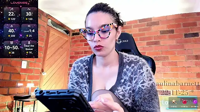 Snapshot of paulinabarnett- chatting on November 22, 6:18 pm paulinabarnett- online show from November 22, 6:18 pm