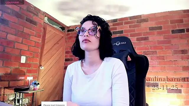 Snapshot of paulinabarnett- chatting on November 26, 2:12 am paulinabarnett- online show from November 26, 2:12 am