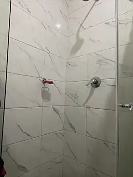 Snapshot of Cocowett chatting on September 27, 10:42 am Cocowett online show from September 27, 10:42 am