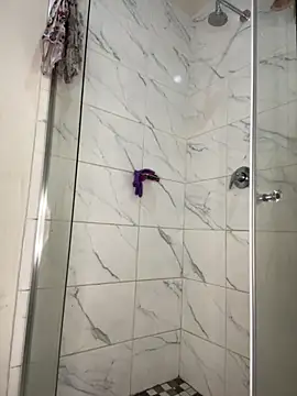 Snapshot of Cocowett chatting on November 25, 1:49 am Cocowett online show from November 25, 1:49 am