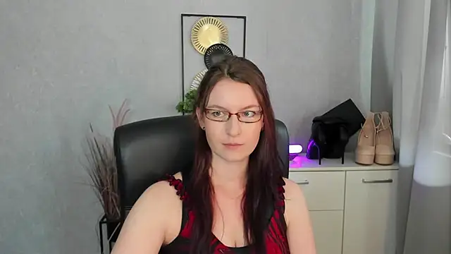 emmaxDelight online show from July 27, 12:23 pm