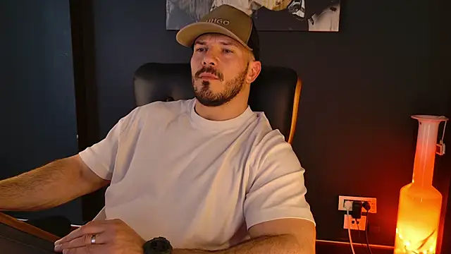 AngeloEric online show from March 25, 12:33 pm