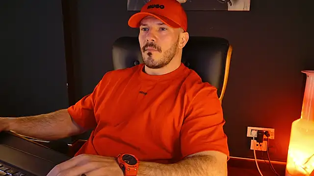 AngeloEric online show from March 28, 11:10 am