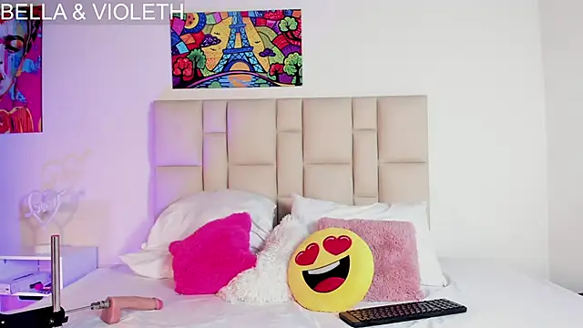 Snapshot of bella__honey chatting on January 27, 3:04 am bella honey online show from January 27, 3:04 am