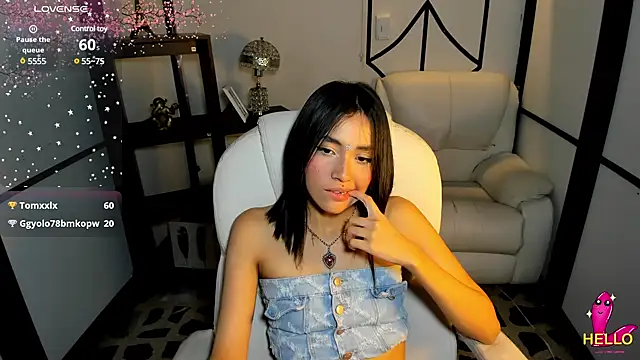 lilithTeen1  online show from January 5, 5:30 pm