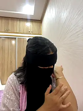 jijijoudia online show from October 6, 10:40 pm