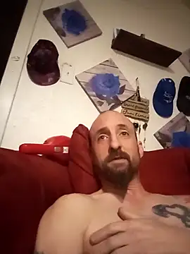 armdy371 online show from April 10, 8:30 am