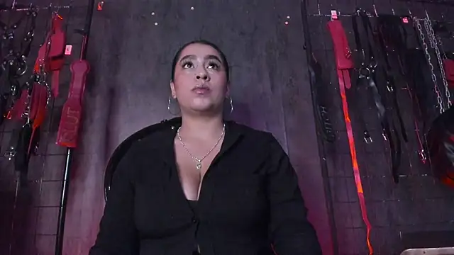 Carolina Arias online show from October 3, 9:01 pm