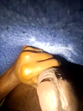 RovingAlcove online show from April 3, 11:52 am