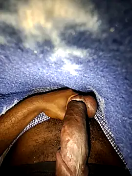 RovingAlcove online show from April 5, 11:46 pm