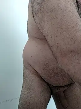 Snapshot of Davien85x chatting on May 27, 2:36 pm Davien85x online show from May 27, 2:36 pm