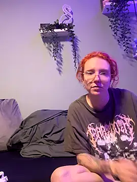 Snapshot of alt_cutie chatting on September 23, 6:44 pm alt cutie online show from September 23, 6:44 pm