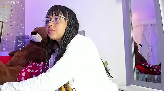 Snapshot of juphiteer chatting on December 17, 7:04 pm juphiteer online show from December 17, 7:04 pm