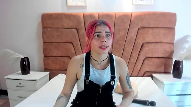 Snapshot of NIKI_SANTANA chatting on January 28, 7:53 pm NIKI SANTANA online show from January 28, 7:53 pm