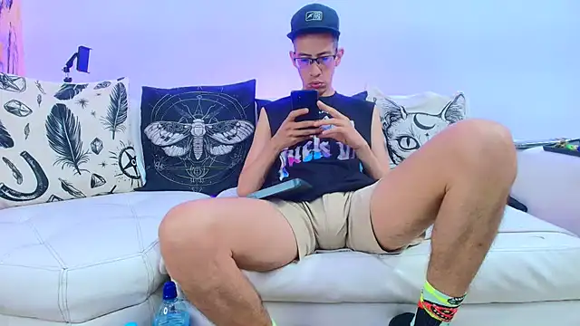 Snapshot of Pipe_Rudecatt chatting on July 1, 5:56 pm Pipe Rudecatt online show from July 1, 5:56 pm
