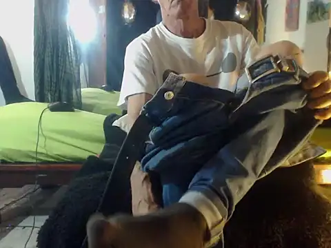 laye19 online show from September 9, 5:07 am