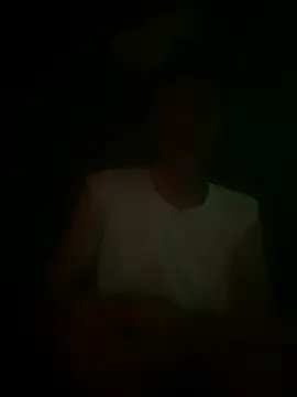 Snapshot of laye19 chatting on May 3, 4:51 am laye19 online show from May 3, 4:51 am