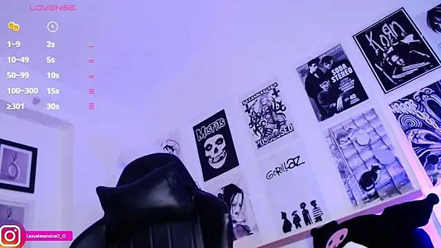 Snapshot of Lexyjoycce chatting on March 22, 12:06 am Lexyjoycce online show from March 22, 12:06 am