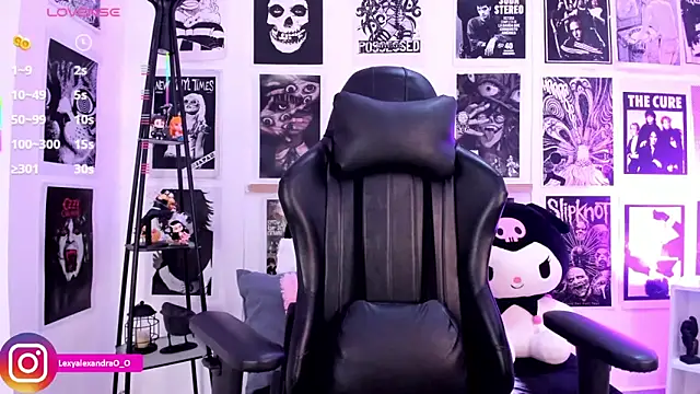 Snapshot of Lexyjoycce chatting on September 30, 9:20 pm Lexyjoycce online show from September 30, 9:20 pm